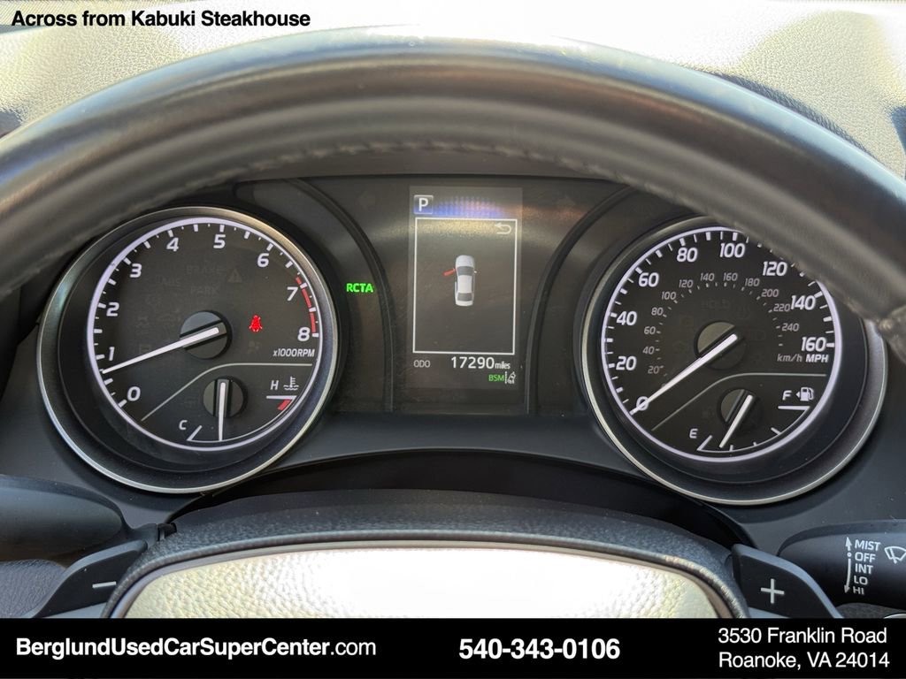 Used 2022 Toyota Camry SE image 16