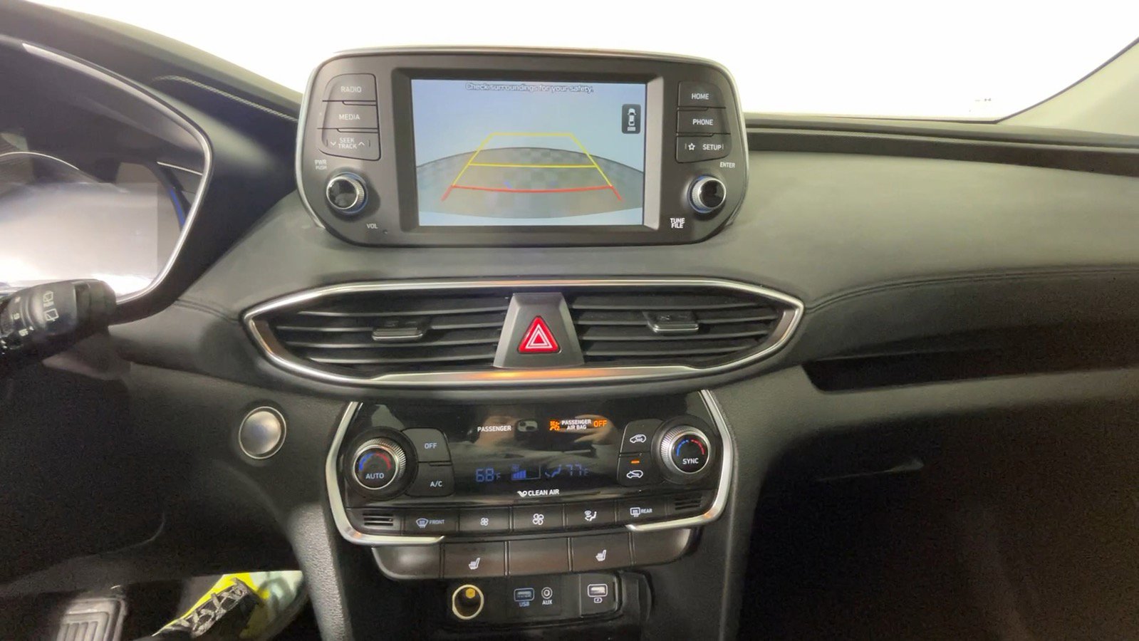 Used 2019 Hyundai Santa Fe SEL FWD image 34