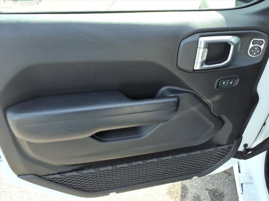 Used 2024 Jeep Wrangler Sport S image 14