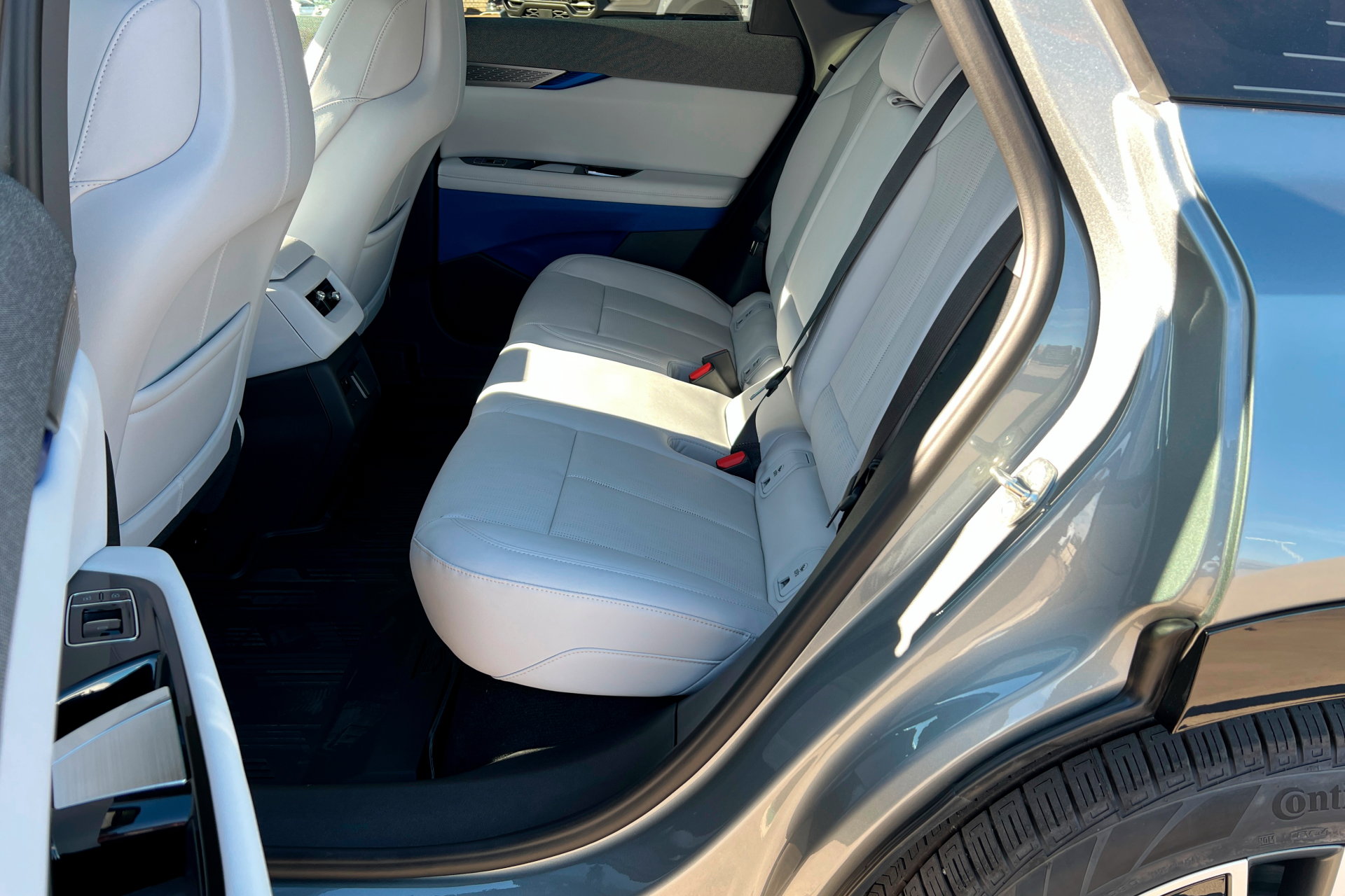 New 2026 Cadillac Optiq Sport 2 w/ LPO, Floor Liner Package image 22