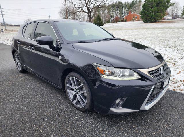 Used 2017 Lexus CT 200h image 4