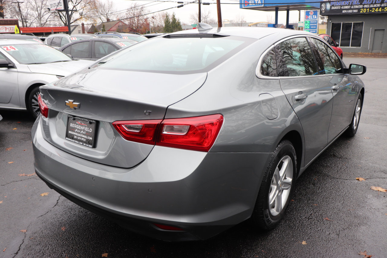 Used 2024 Chevrolet Malibu LT image 5