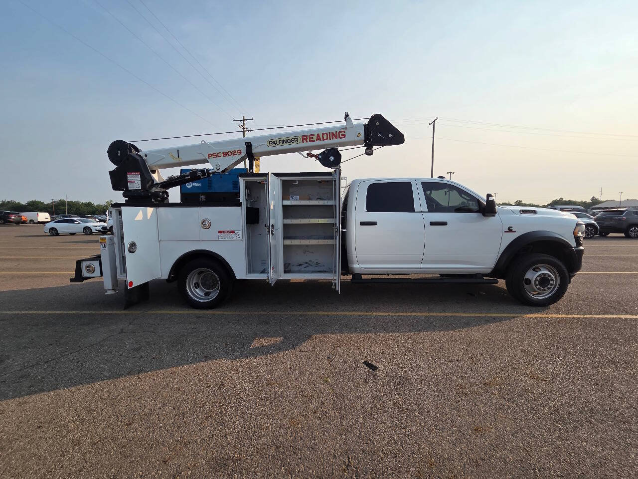 Used 2023 RAM 5500 Tradesman w/ Max Tow Package AWD/4WD image 11