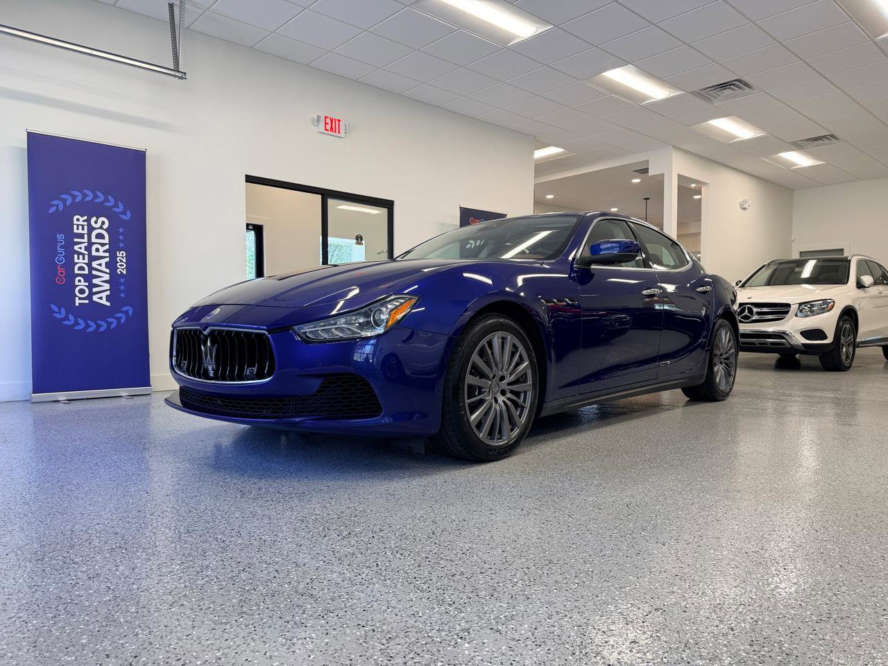Used 2017 Maserati Ghibli S image 16