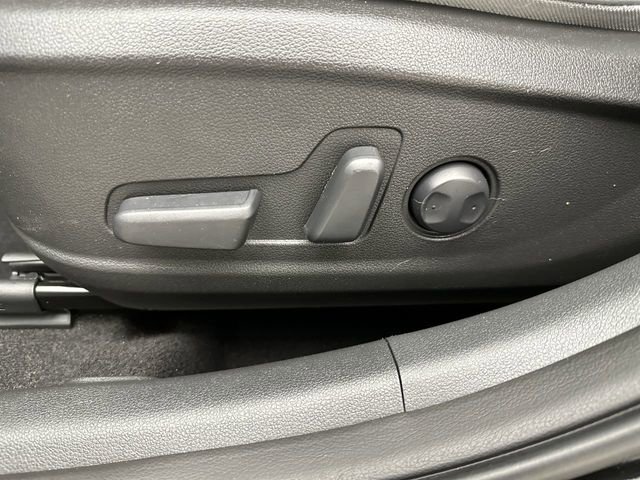 Used 2020 Hyundai Kona Ultimate image 12