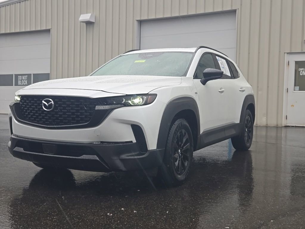 Used 2025 MAZDA CX-50 AWD 2.5 Hybrid w/ Premium Pkg image 3