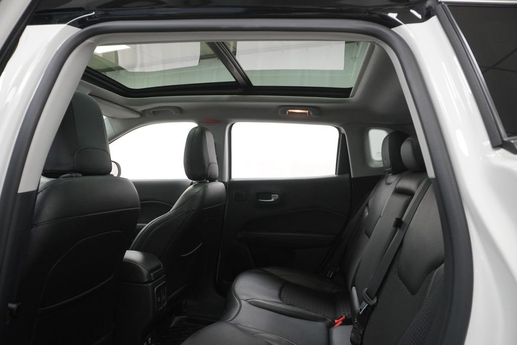 Certified 2020 Jeep Compass Latitude image 22