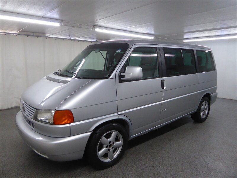 Used 2002 Volkswagen Eurovan MV FWD image 3