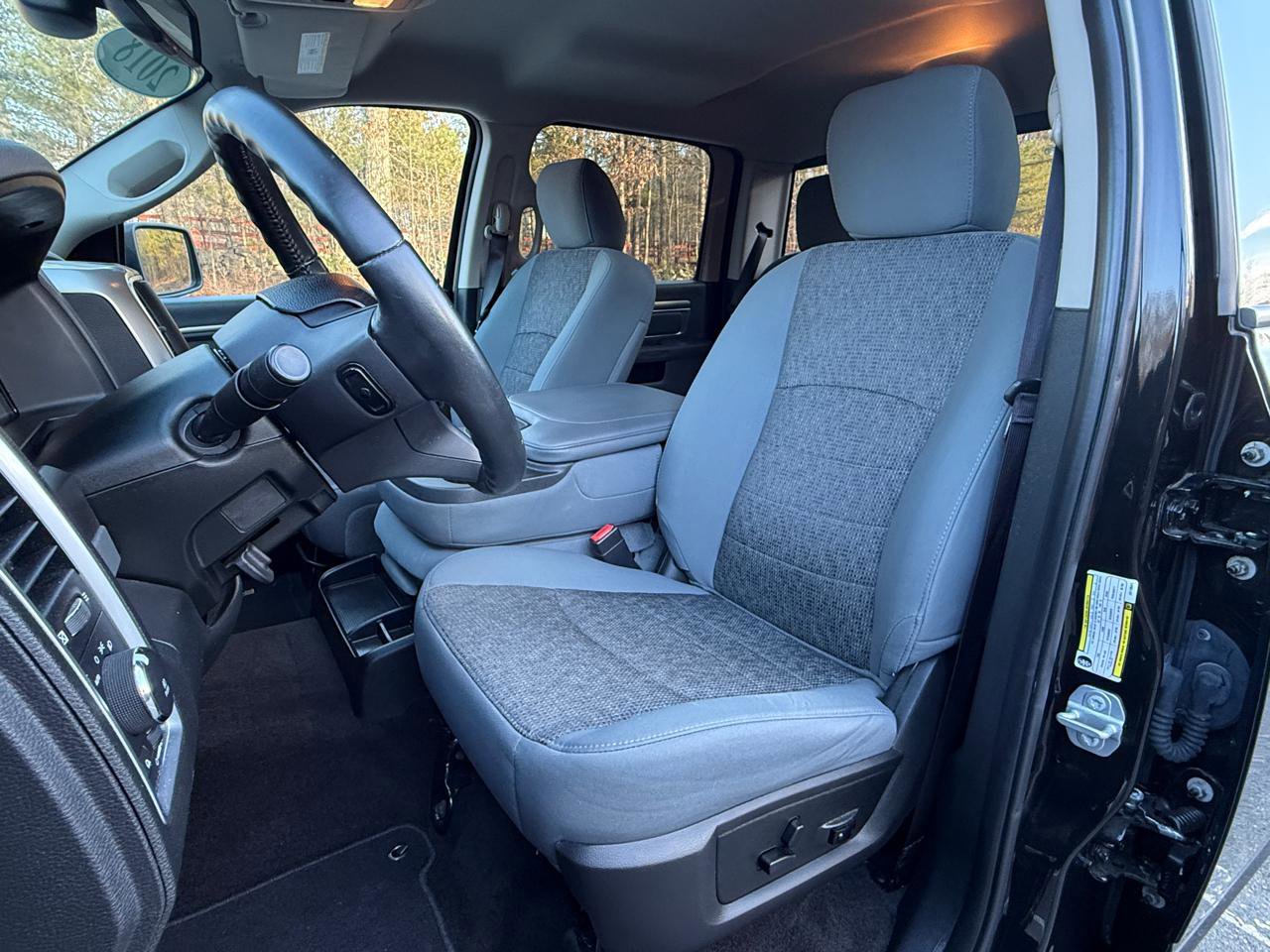 Used 2018 RAM 1500 Big Horn image 9