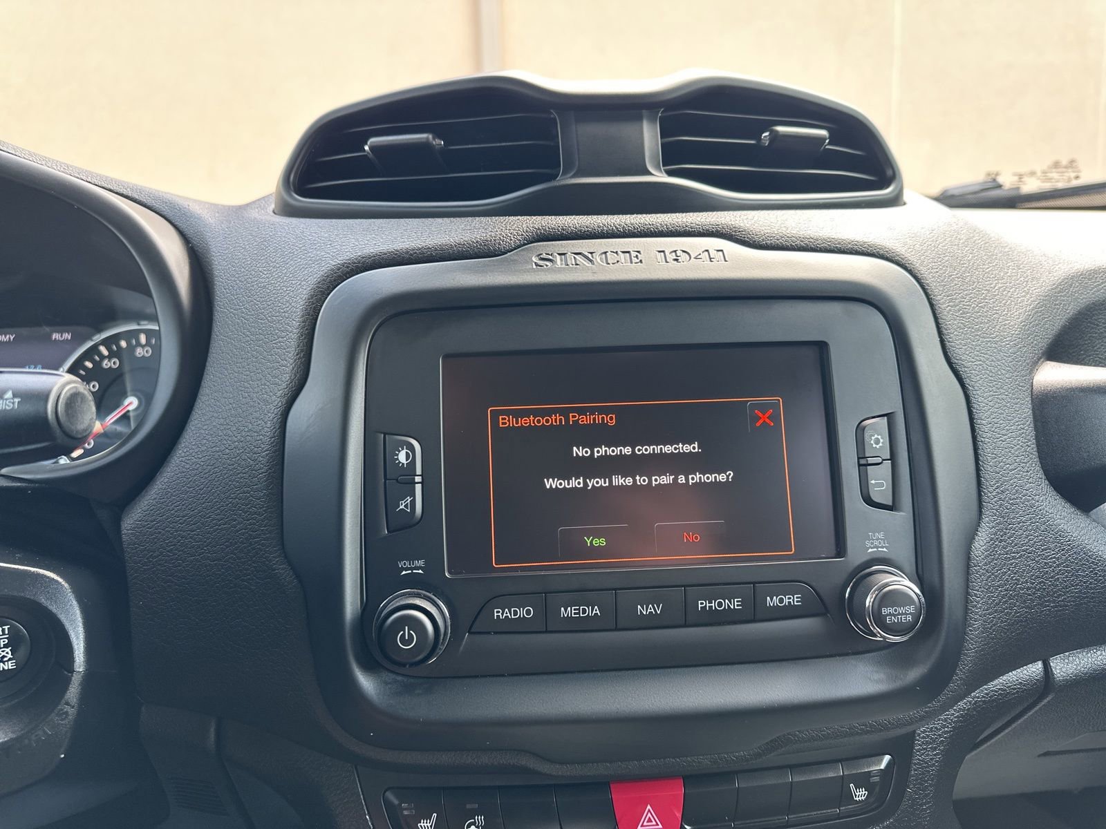Used 2016 Jeep Renegade Limited AWD/4WD image 50