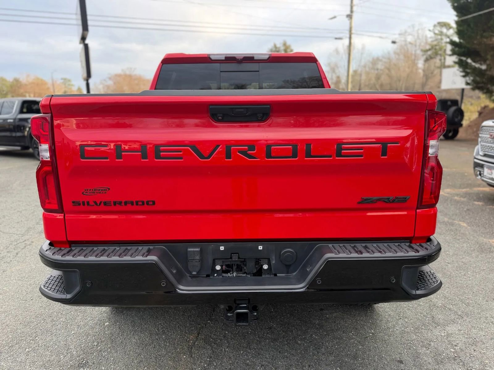 Used 2023 Chevrolet Silverado 1500 ZR2 w/ LPO, Dark Essentials Package image 8