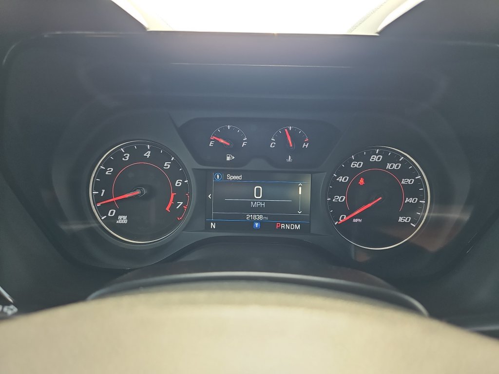 Used 2024 Chevrolet Camaro LT w/ Technology Package RWD image 19