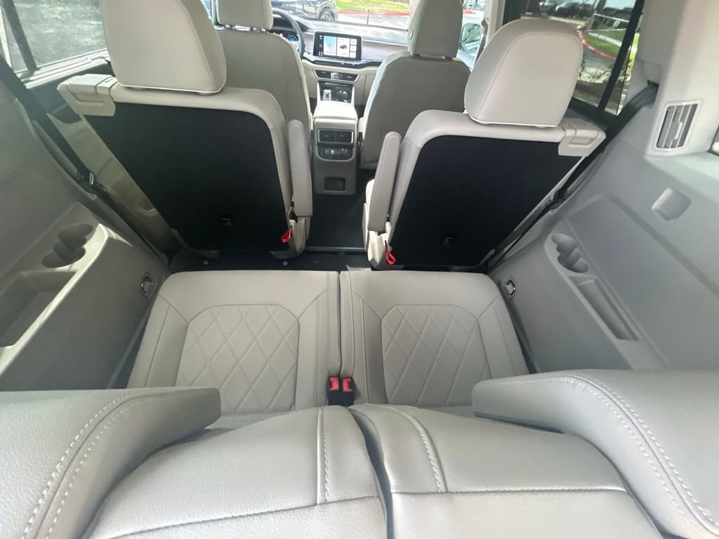 New 2026 Volkswagen Atlas SEL Premium R-Line image 45