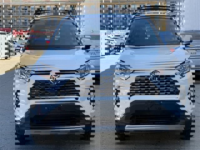 Used 2020 Toyota RAV4 Limited image 8