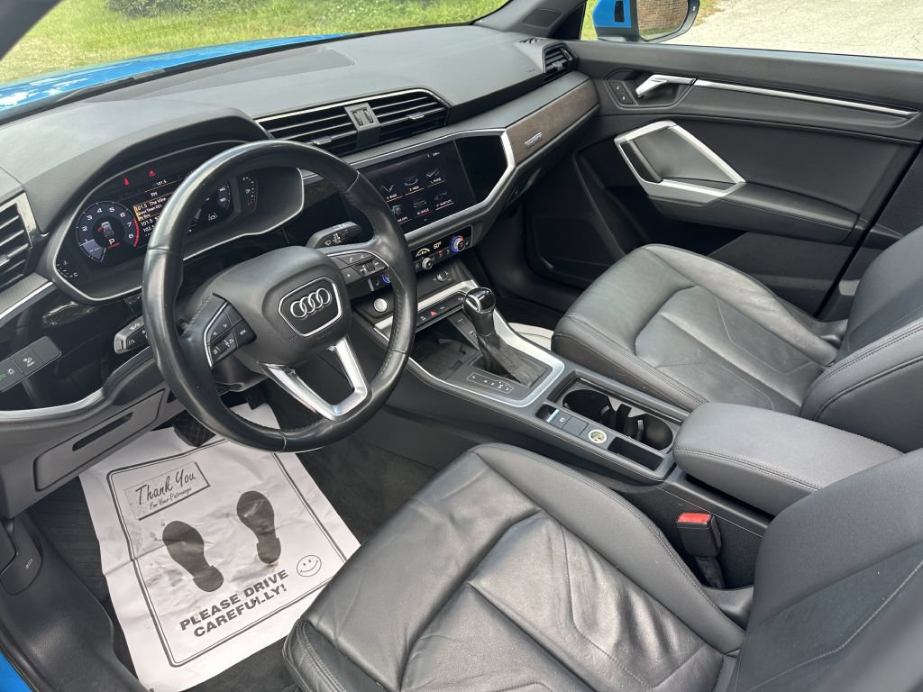 Used 2019 Audi Q3 2.0T Premium Plus w/ Premium Plus Package AWD/4WD image 8
