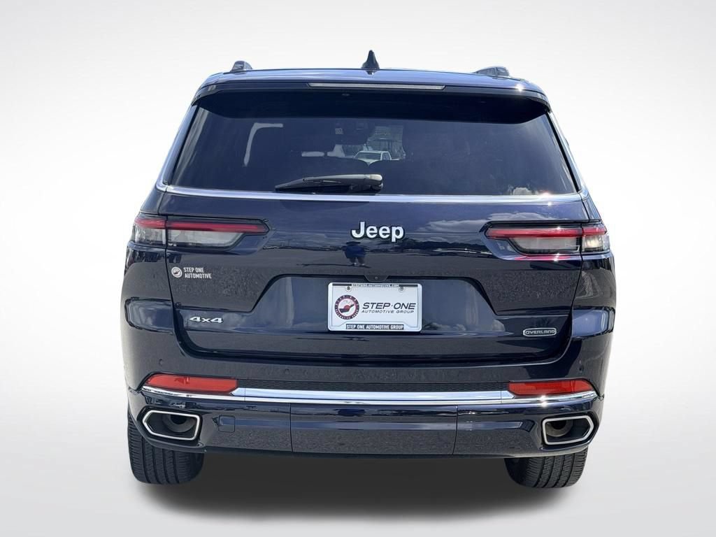 Used 2024 Jeep Grand Cherokee L Overland w/ Trailer Tow Package AWD/4WD image 6
