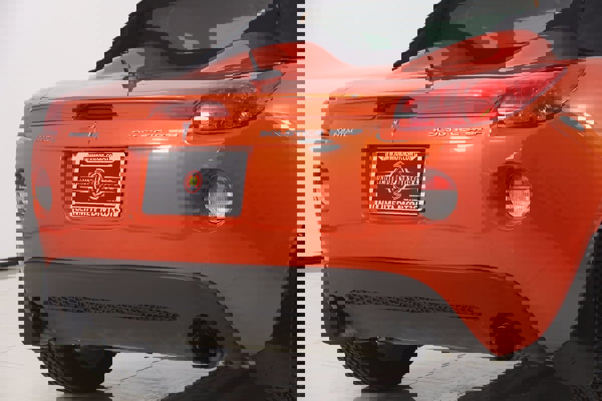 Used 2008 Pontiac Solstice GXP w/ Premium Package image 38