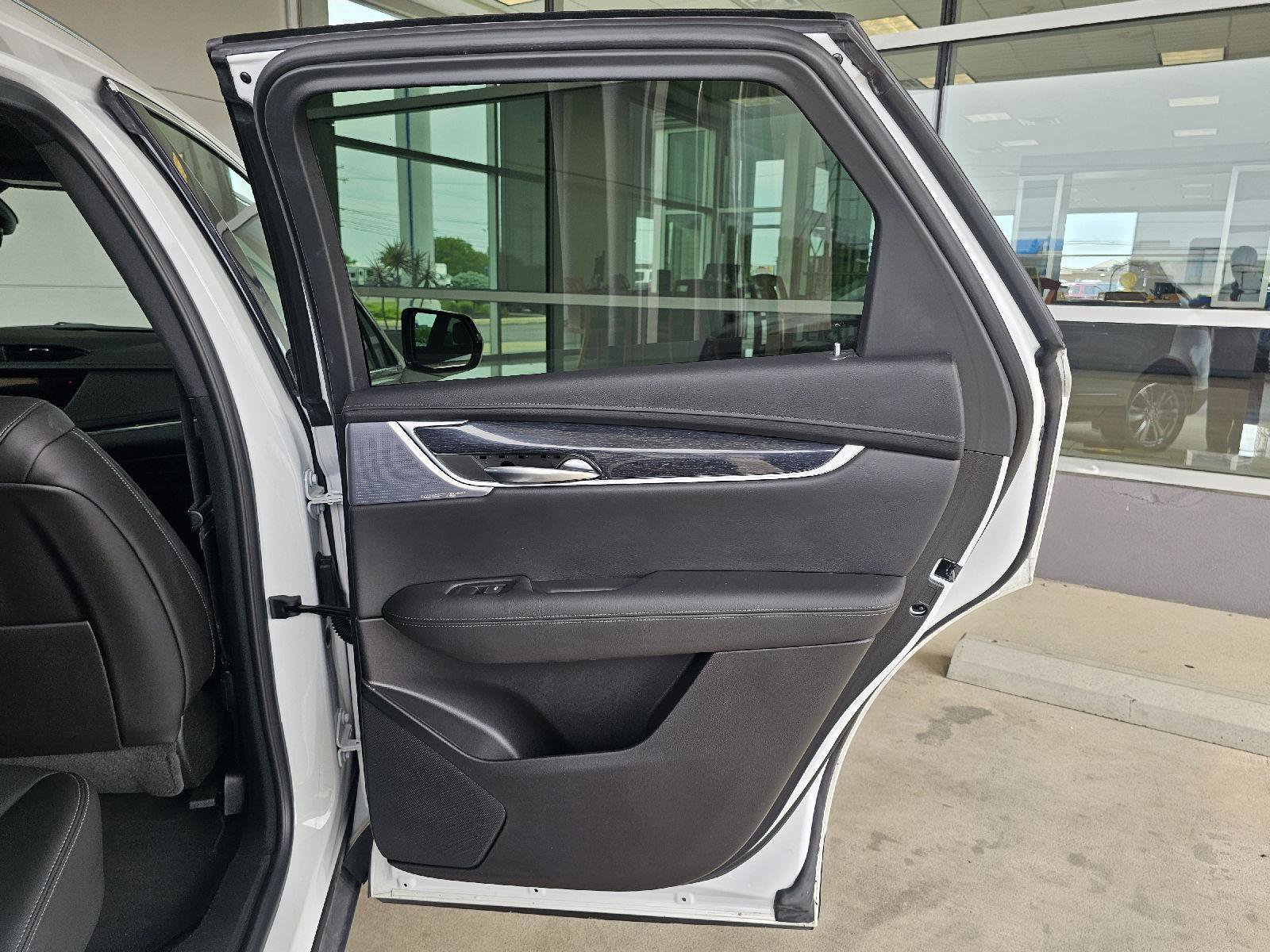 Used 2024 Cadillac XT5 Premium Luxury w/ Technology Package AWD/4WD image 13