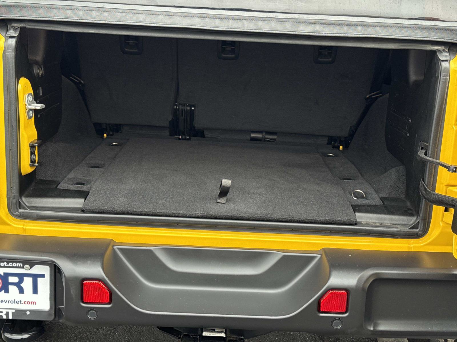 Used 2021 Jeep Wrangler Unlimited Sport image 17