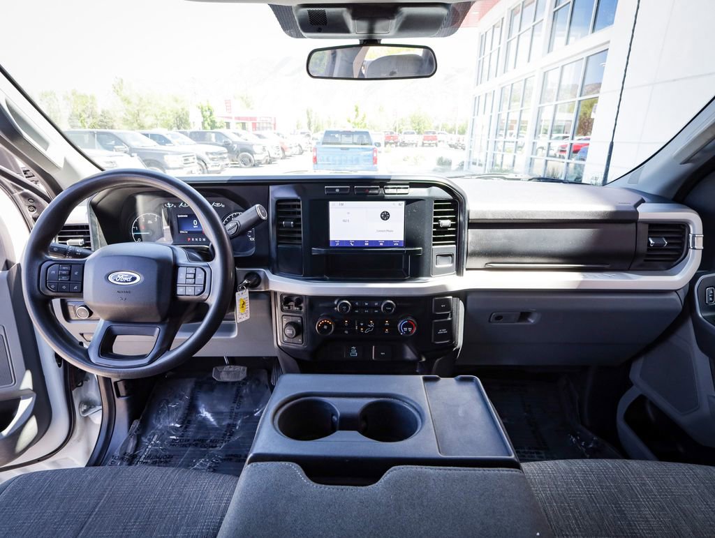 Used 2024 Ford F250 XLT w/ FX4 Off-Road Package AWD/4WD image 17