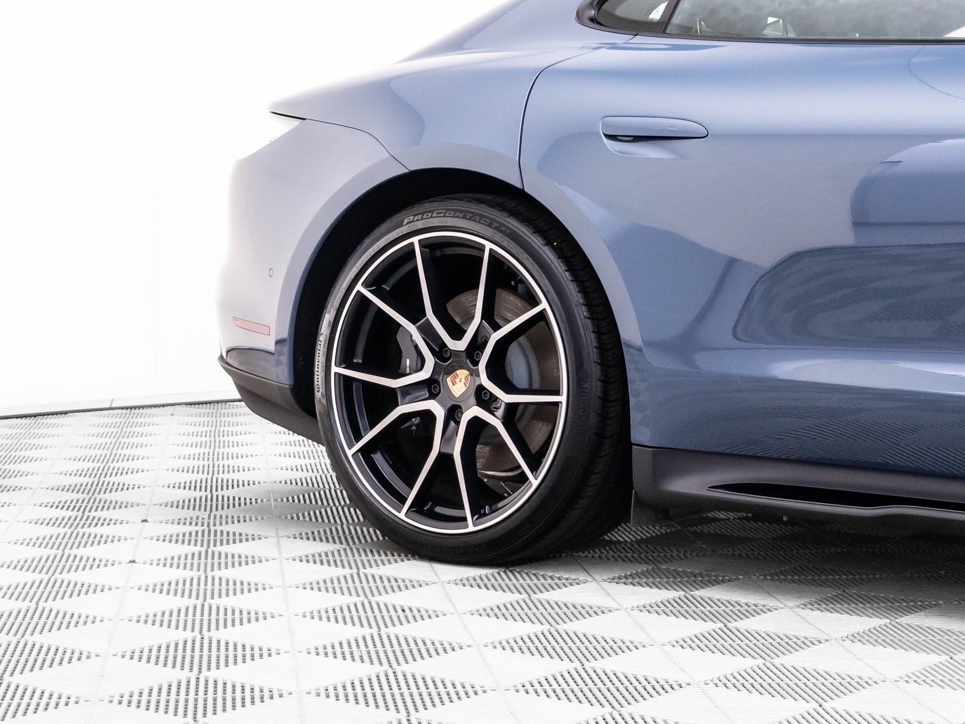 New 2026 Porsche Taycan AWD/4WD image 35
