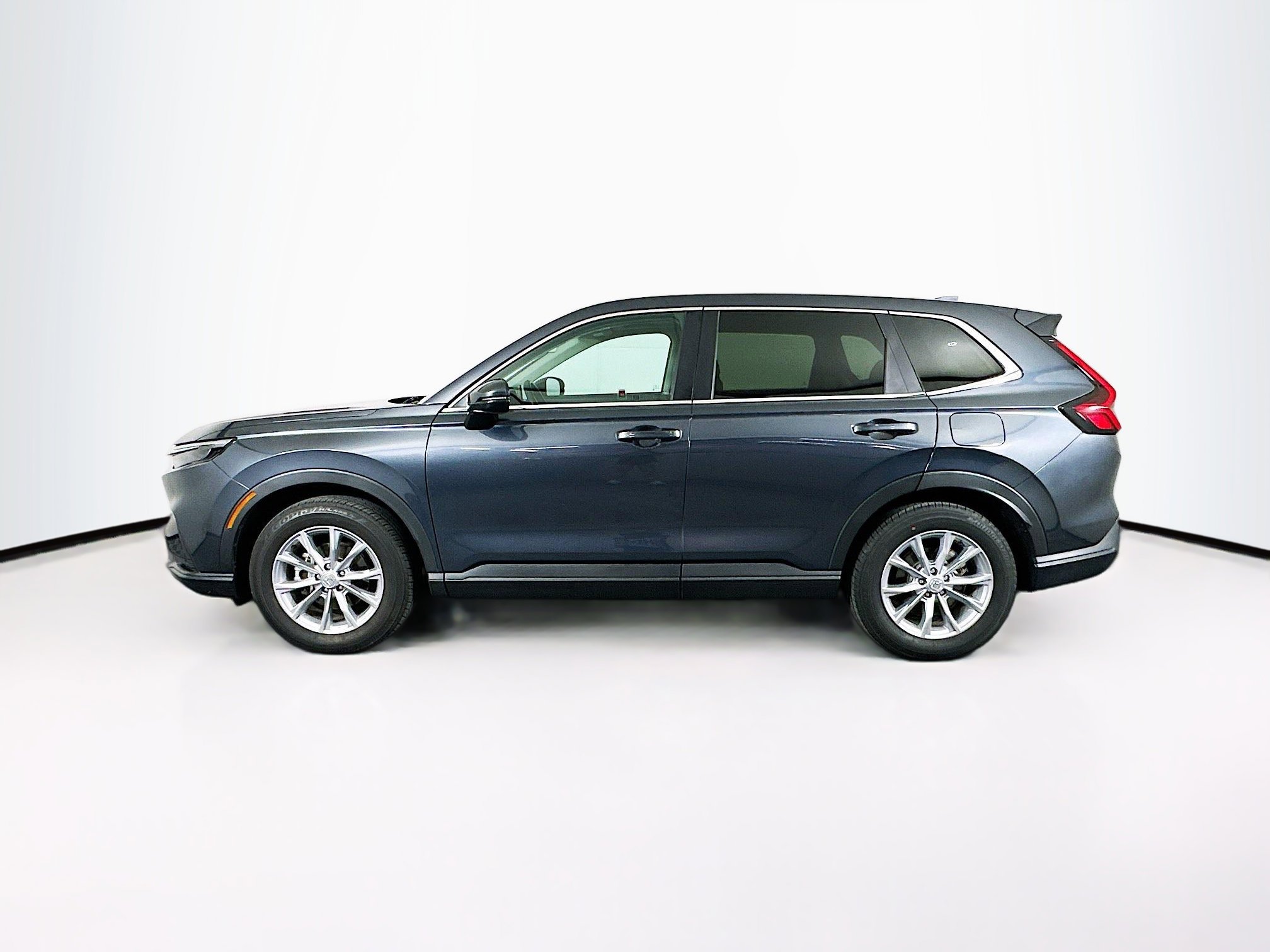 Used 2025 Honda CR-V EX-L image 4