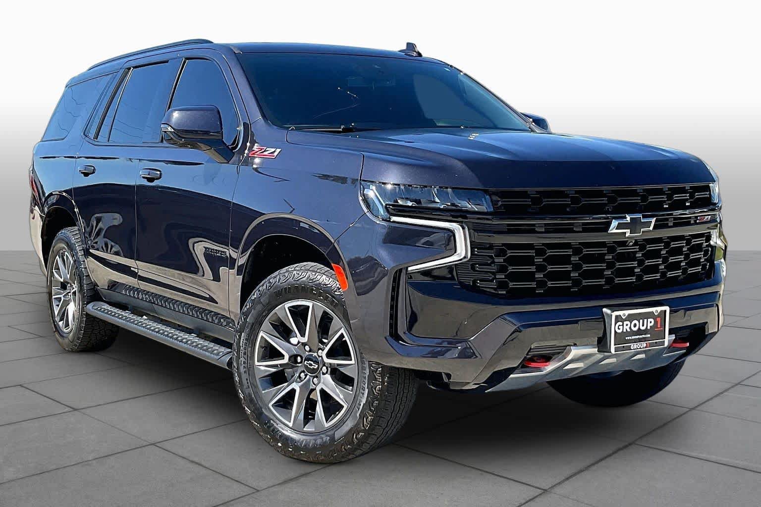 Used 2024 Chevrolet Tahoe Z71 w/ Luxury Package AWD/4WD image 3
