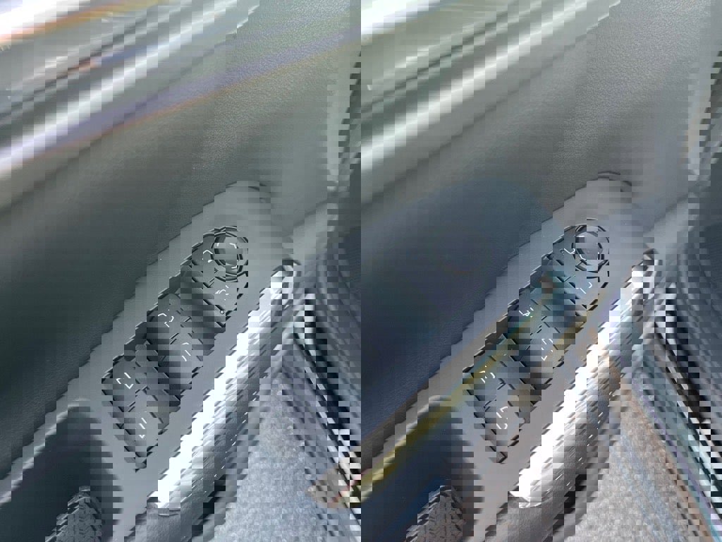 New 2026 Chevrolet Traverse LT w/ Driver Confidence Package image 17