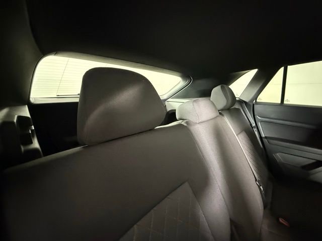 Used 2020 Volkswagen Atlas Cross Sport S image 26