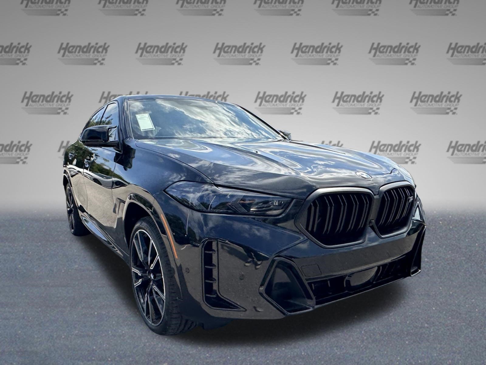 New 2026 BMW X6 M60i image 2