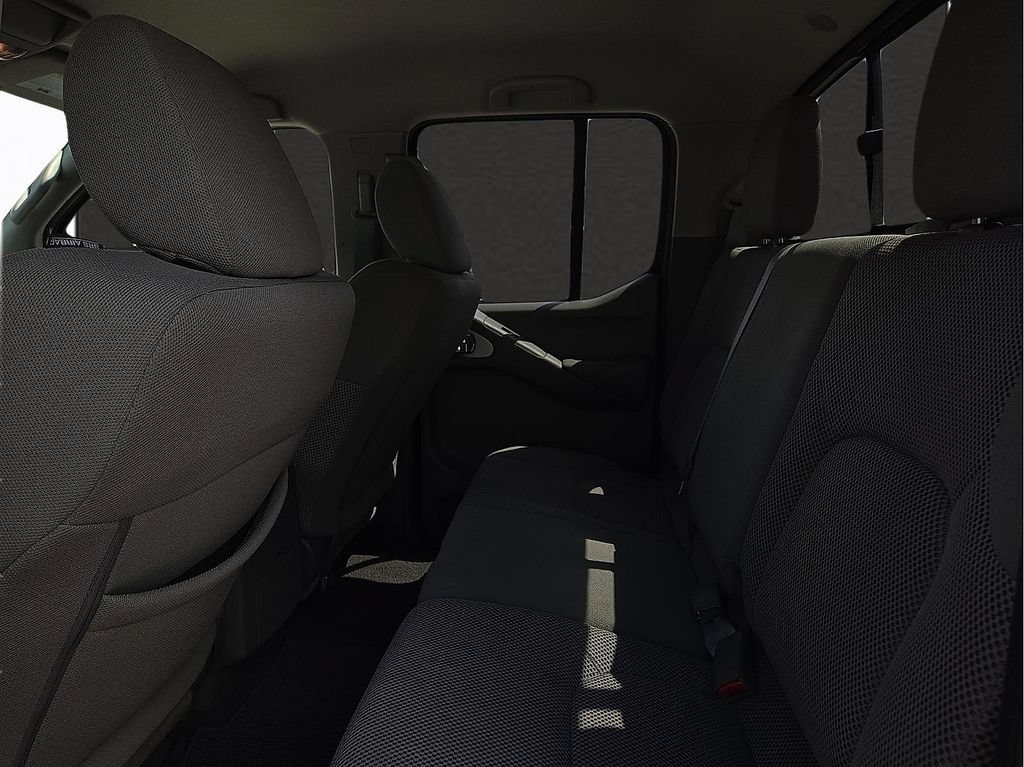 Used 2019 Nissan Frontier SV RWD image 8