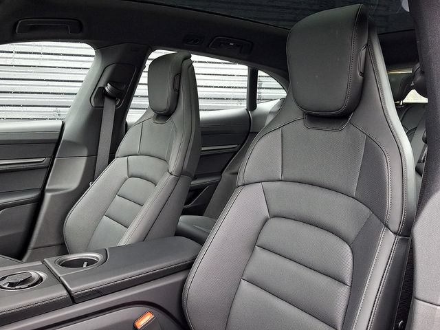New 2026 Porsche Taycan 4S AWD/4WD image 5