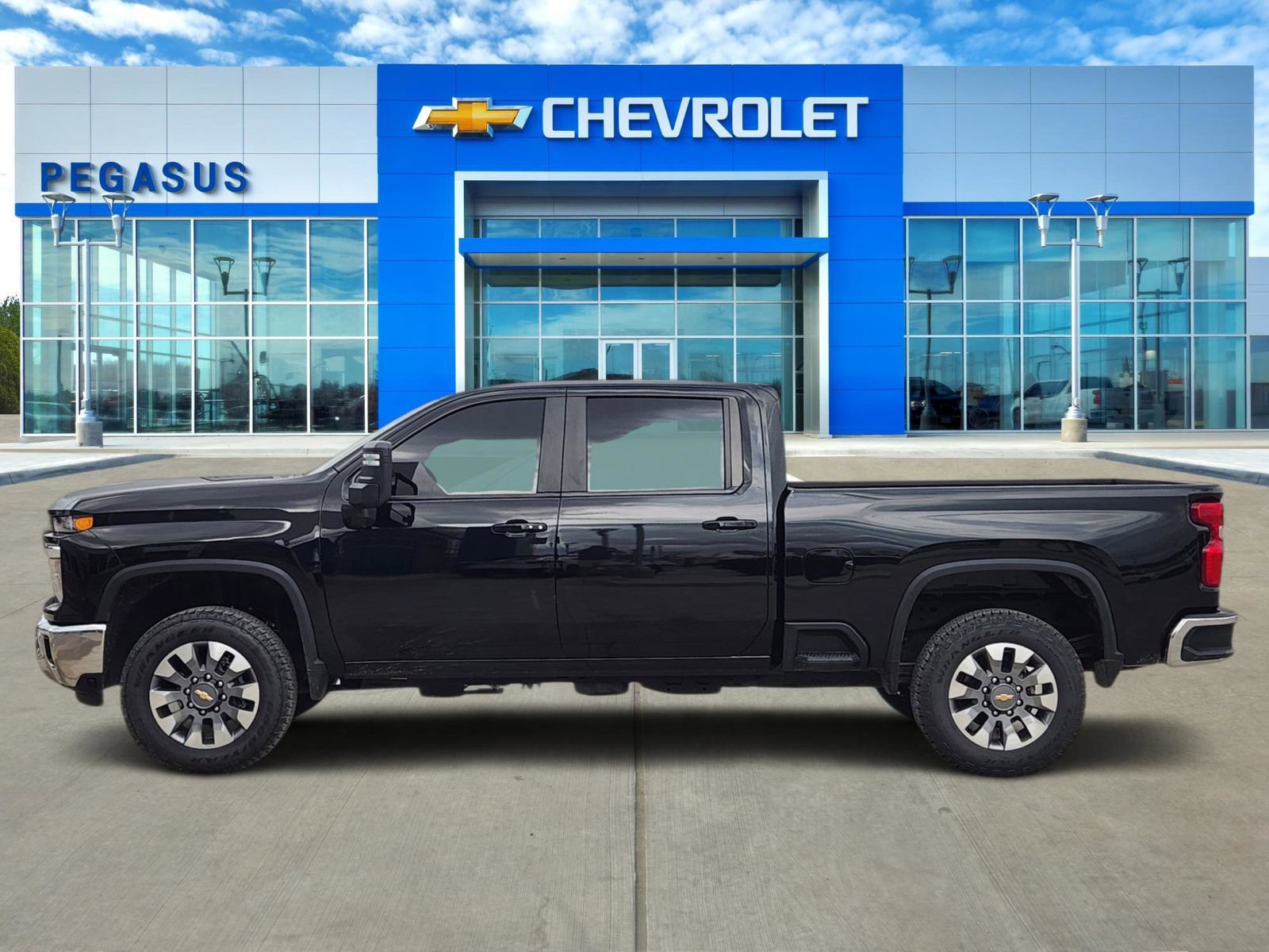 New 2025 Chevrolet Silverado 2500 LT w/ Texas Edition image 3