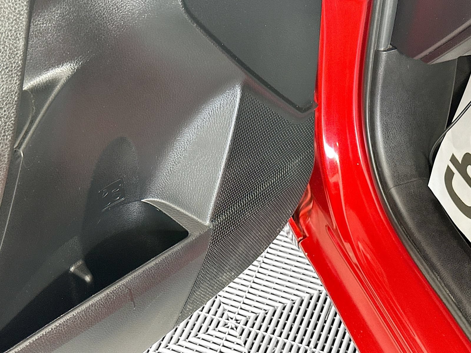 Used 2019 Toyota Corolla SE FWD image 19