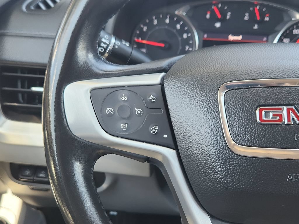 Used 2022 GMC Terrain SLT w/ Infotainment Package II AWD/4WD image 17
