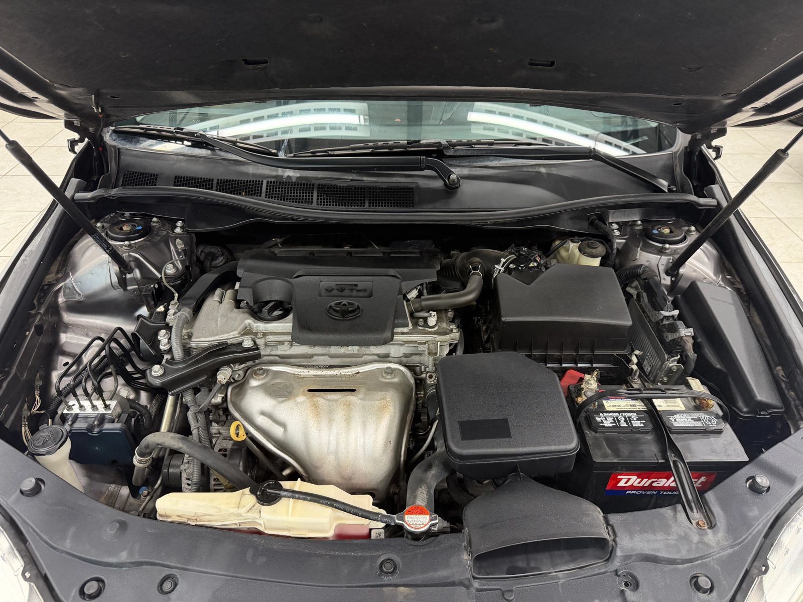Used 2016 Toyota Camry SE FWD image 31