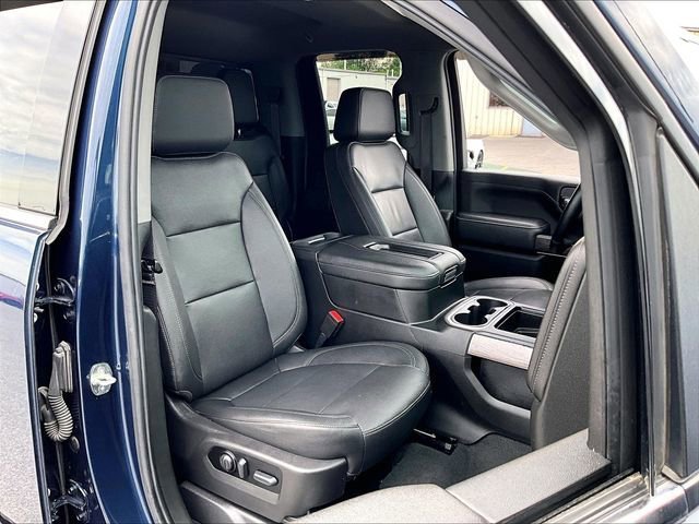 Used 2022 Chevrolet Silverado 2500 LTZ w/ LTZ Convenience Package II AWD/4WD image 11