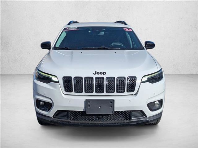 Used 2023 Jeep Cherokee Altitude Lux image 2