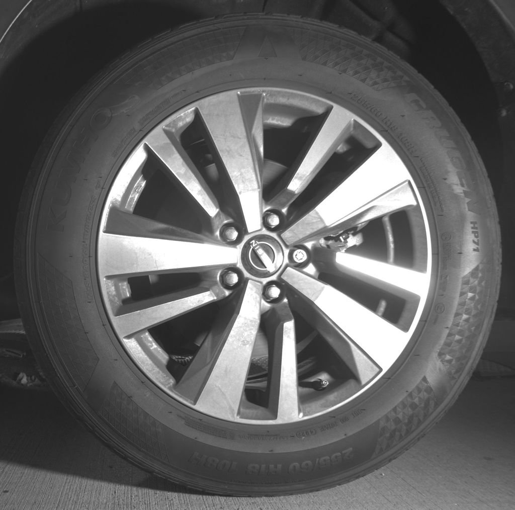 Used 2023 Nissan Pathfinder SL w/ Lighting Package (N92) FWD image 13