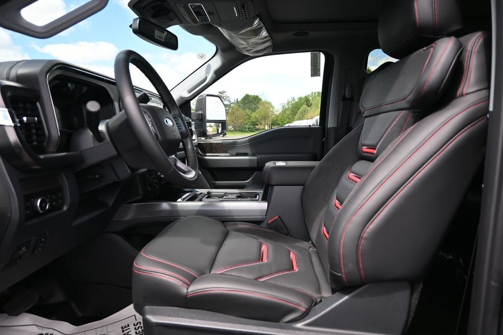 New 2026 Ford F250 Lariat w/ Black Appearance Package AWD/4WD image 21