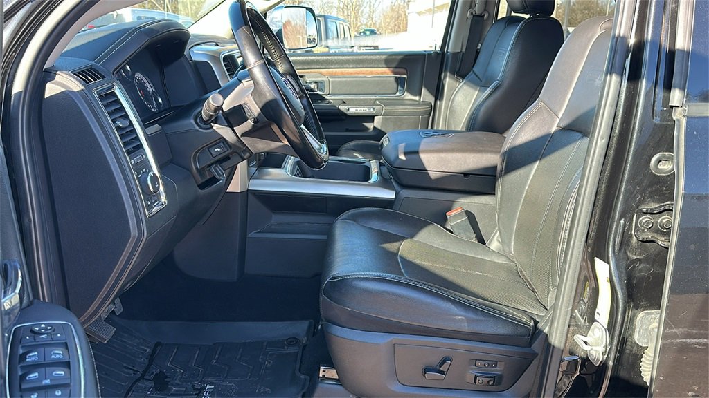 Used 2018 RAM 2500 Laramie w/ Convenience Group image 16