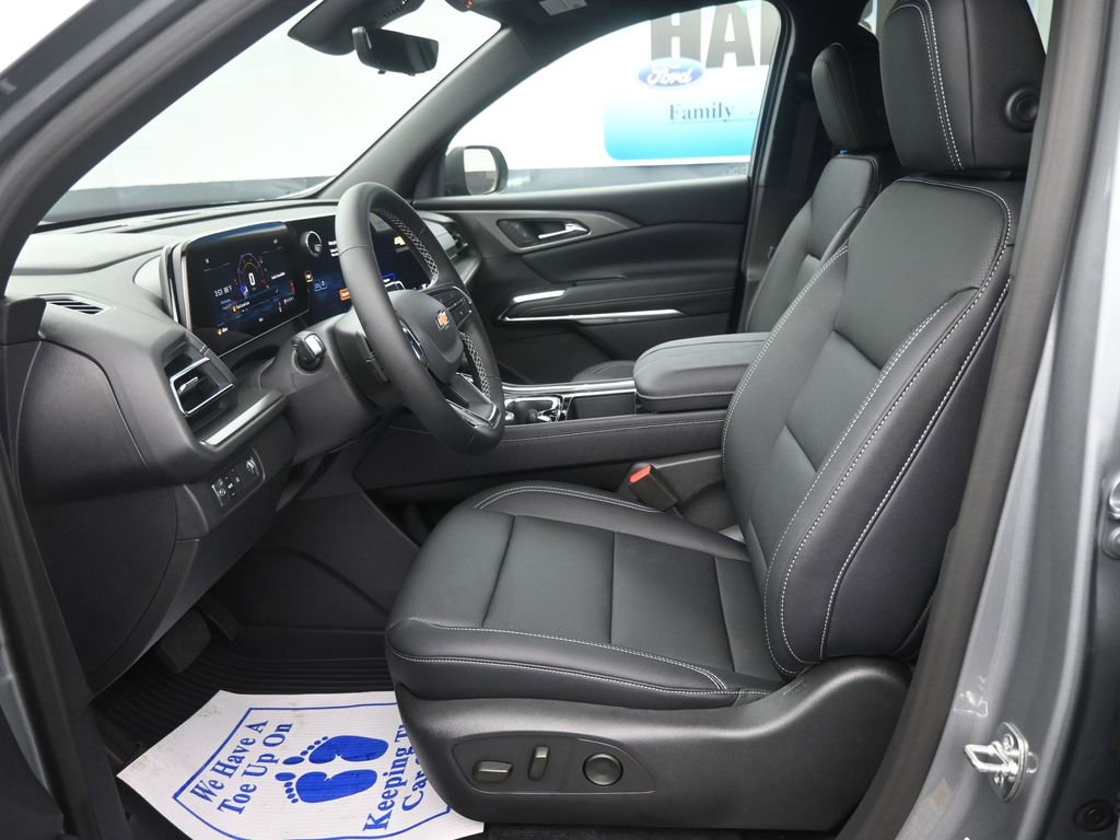 New 2026 Chevrolet Traverse LT w/ Driver Confidence Package image 14