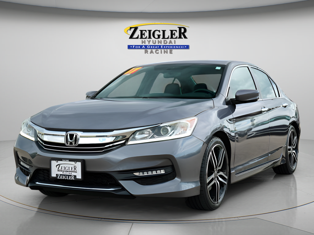 Used 2017 Honda Accord Sport image 3