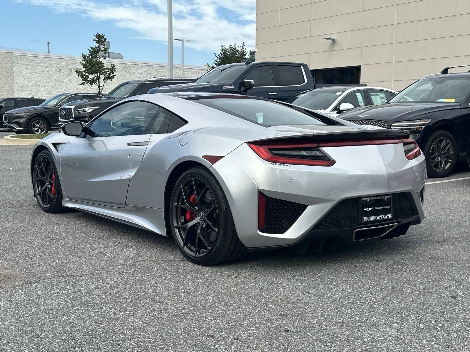 Used 2017 Acura NSX AWD/4WD image 2