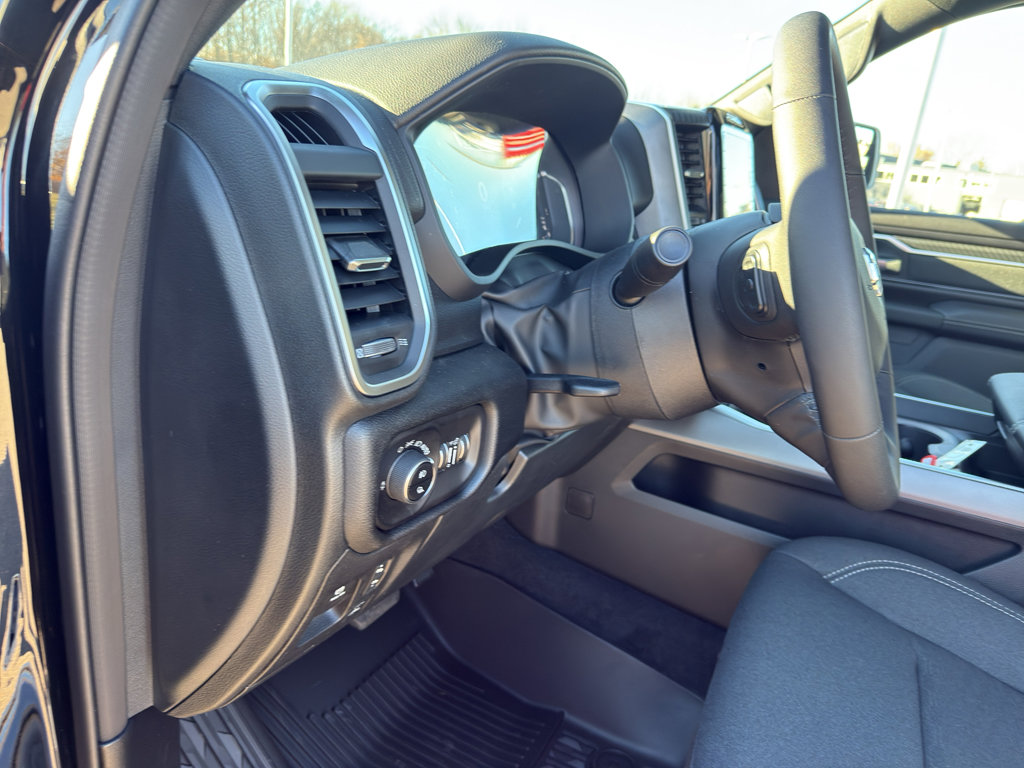 New 2026 RAM 1500 Big Horn AWD/4WD image 14