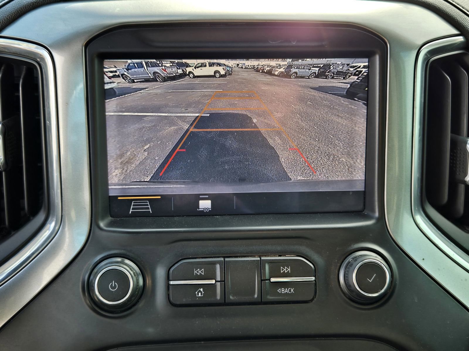 Used 2019 Chevrolet Silverado 1500 LT w/ Texas Edition image 15