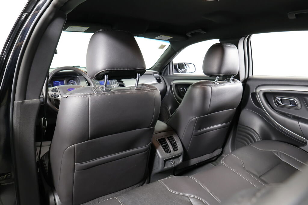 Used 2015 Ford Taurus SEL image 14