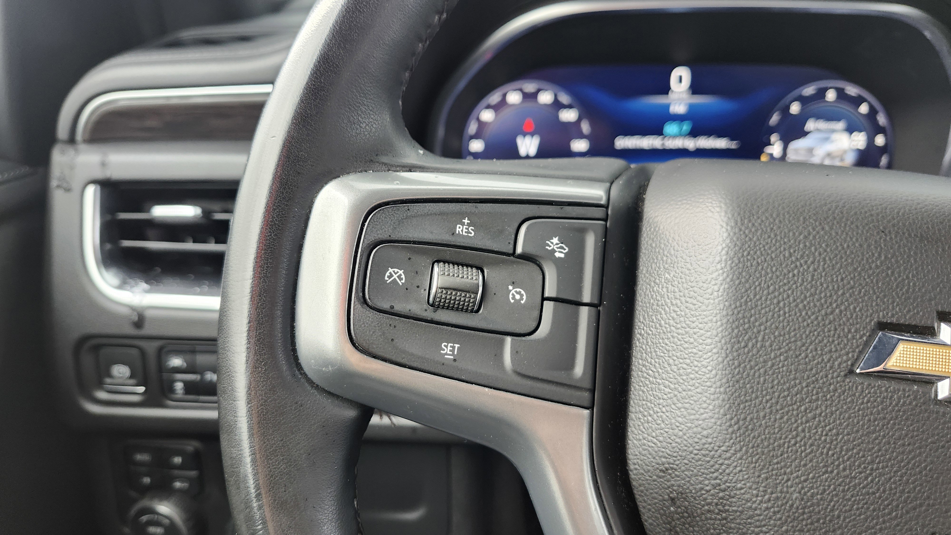 Used 2024 Chevrolet Tahoe LT image 36