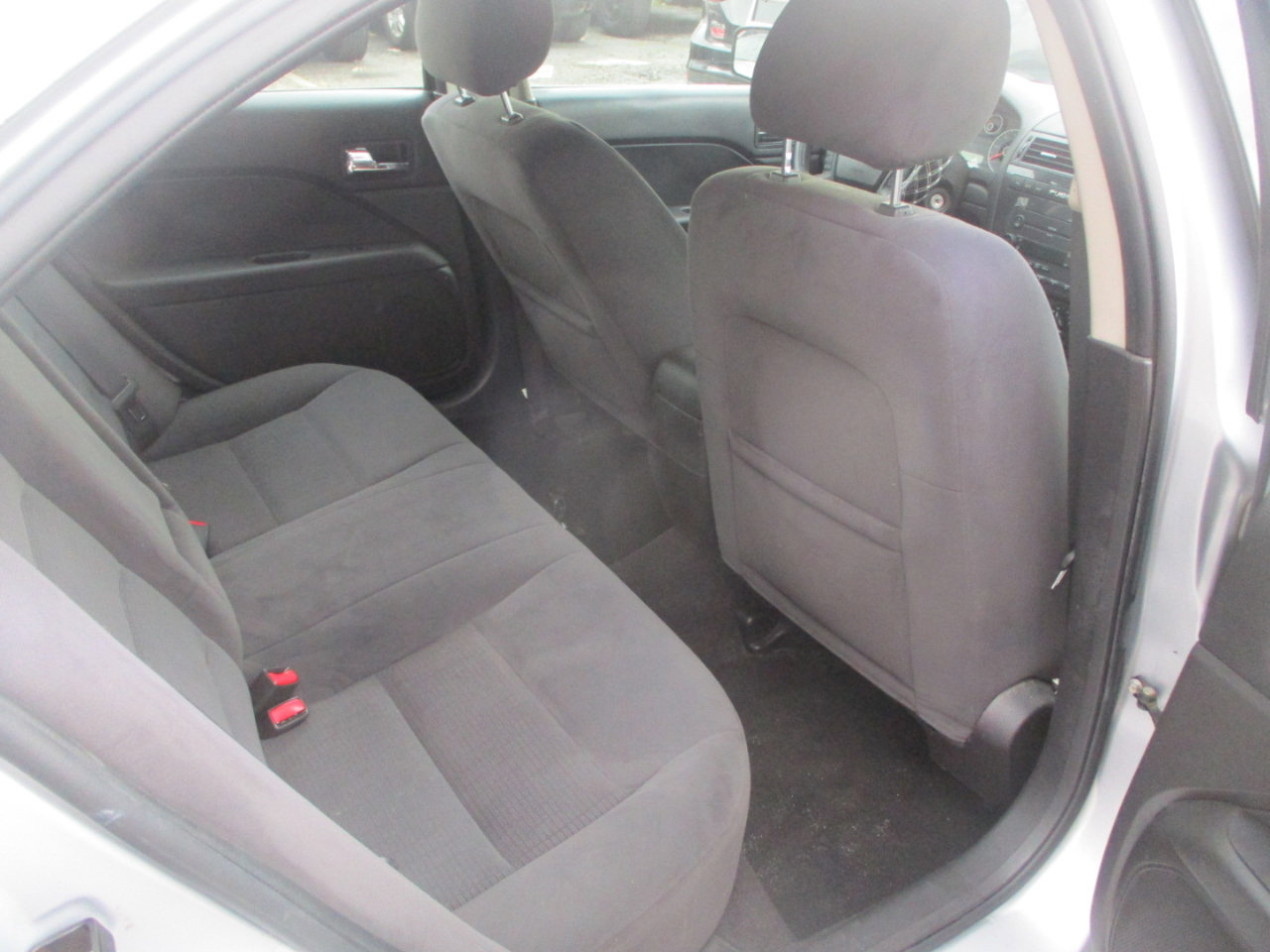 Used 2006 Ford Fusion SE image 8