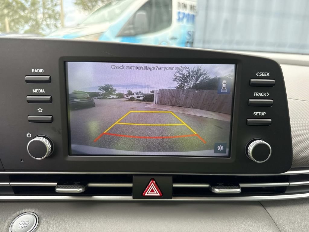 Used 2022 Hyundai Elantra SEL FWD image 28
